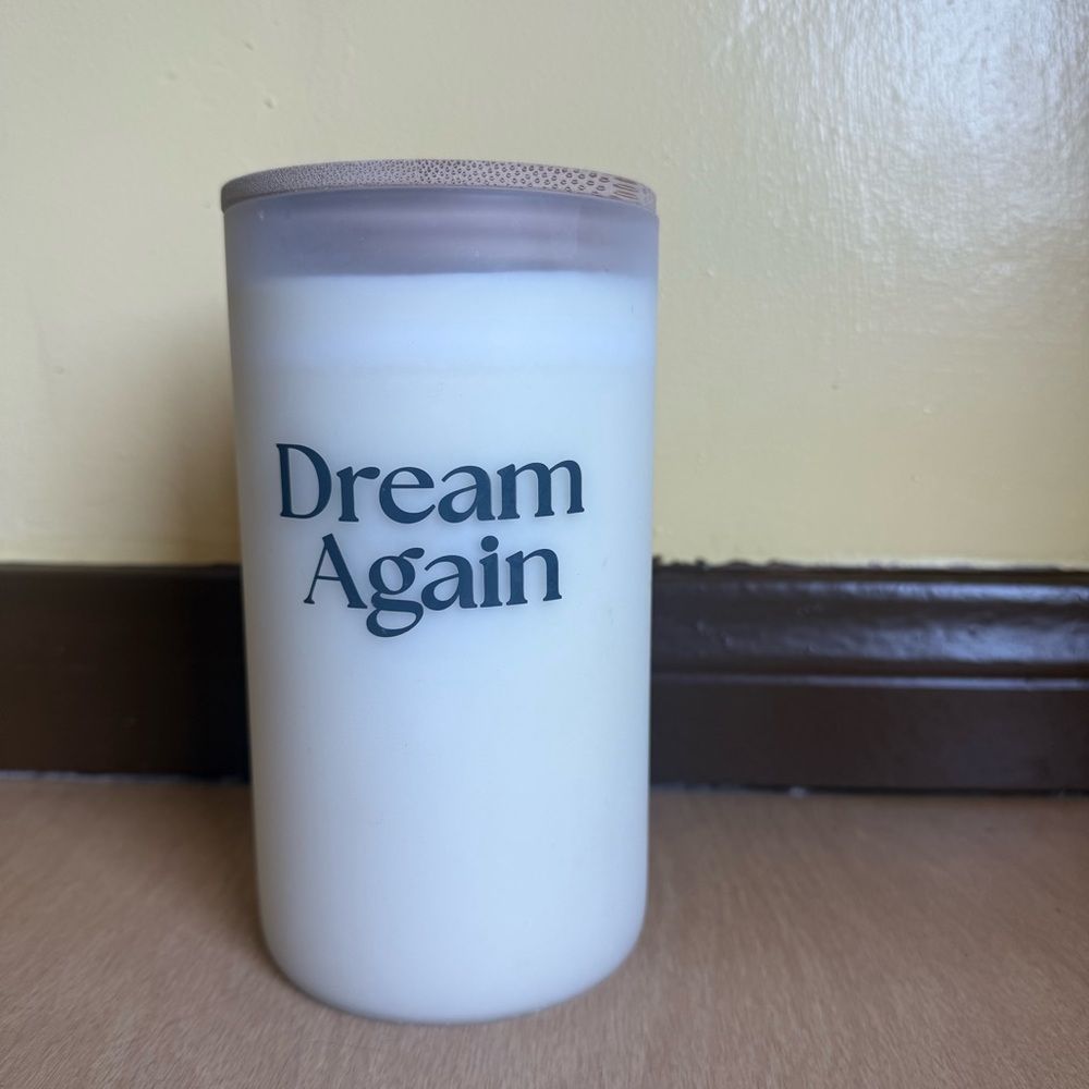 Dream Again White/Beige Candle Dreamers